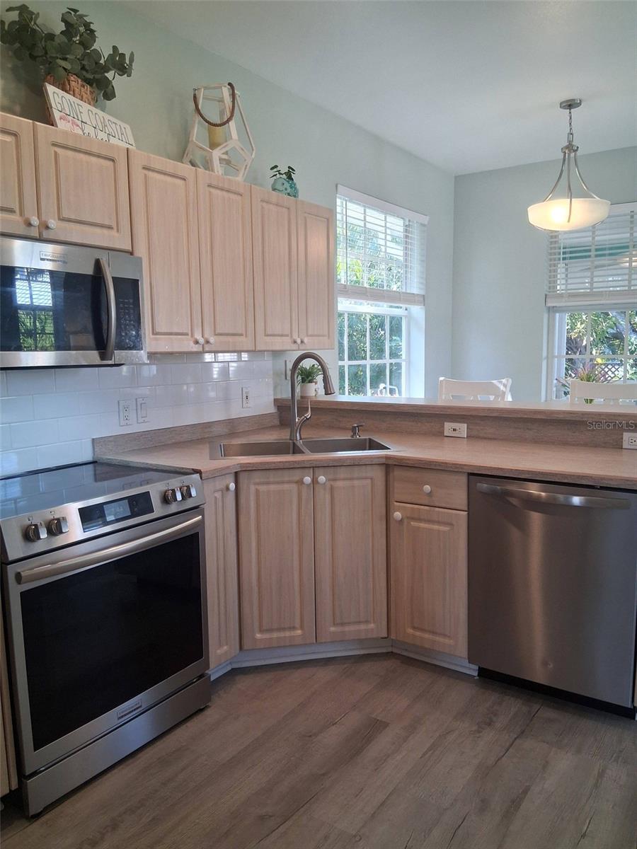 NAILS - Residential Lease