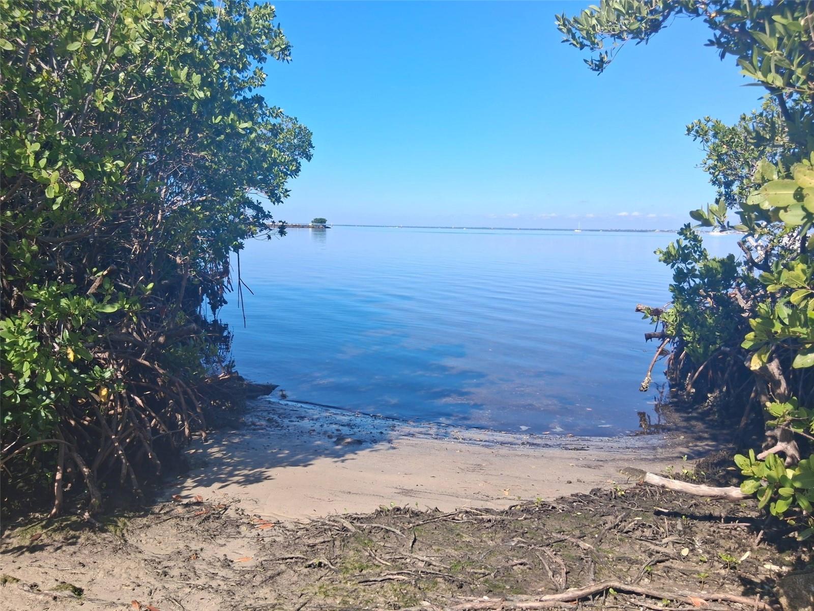 NAILS - Residential Lease