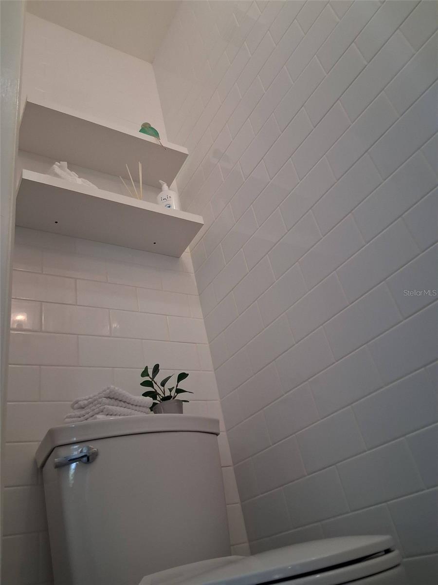 NAILS - Residential Lease