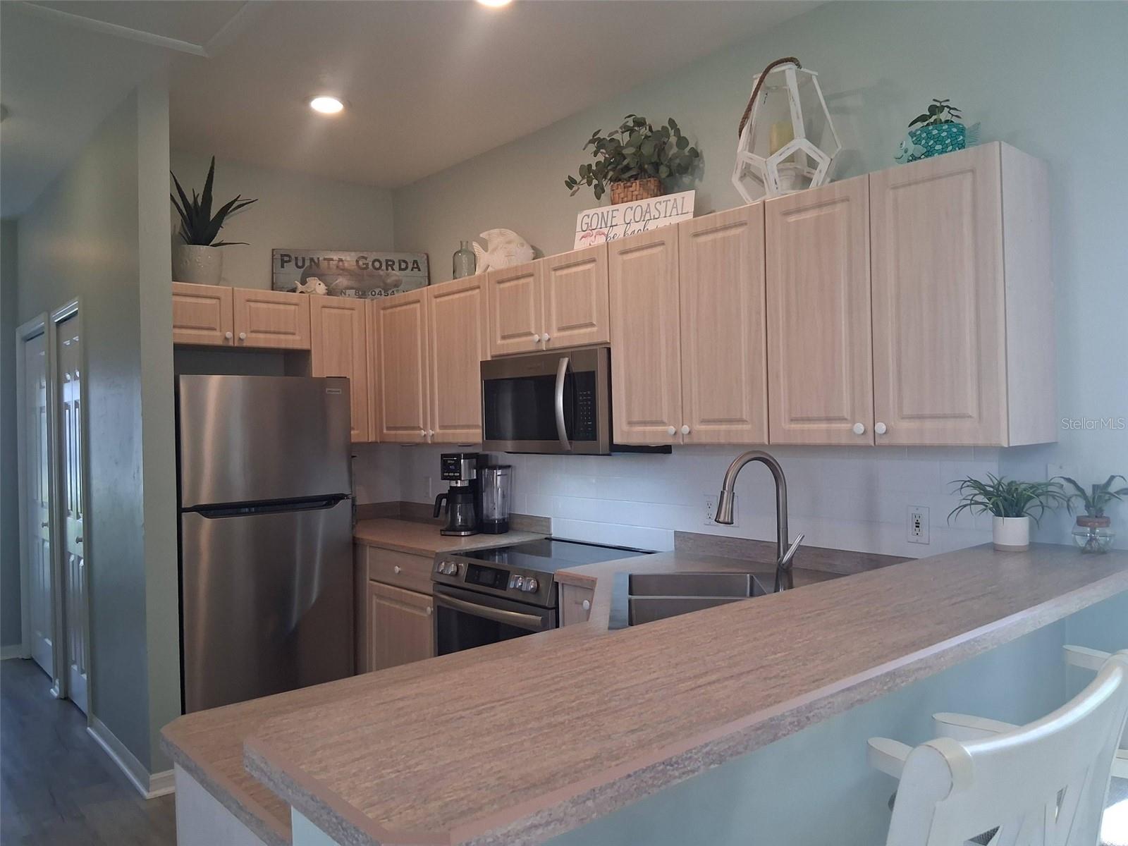 NAILS - Residential Lease