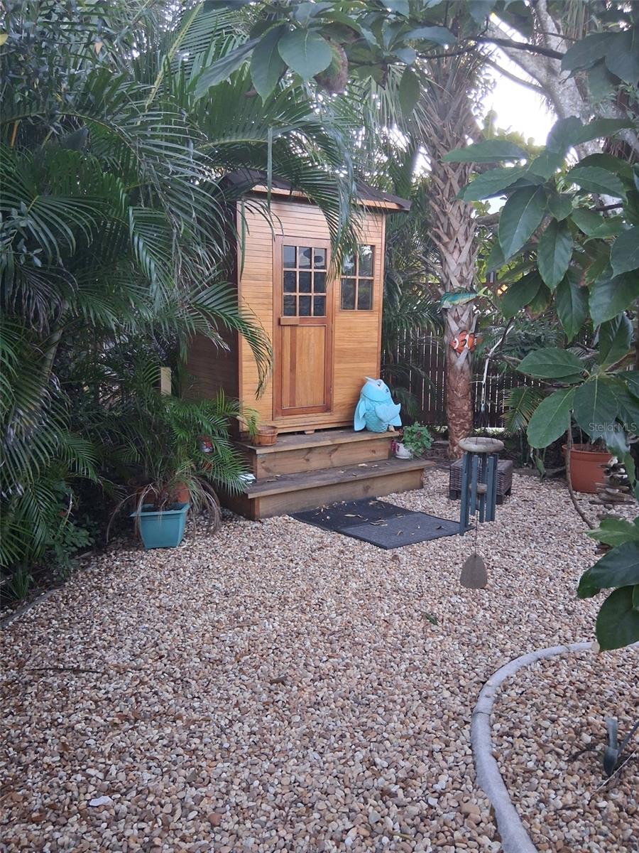 NAILS - Residential Lease