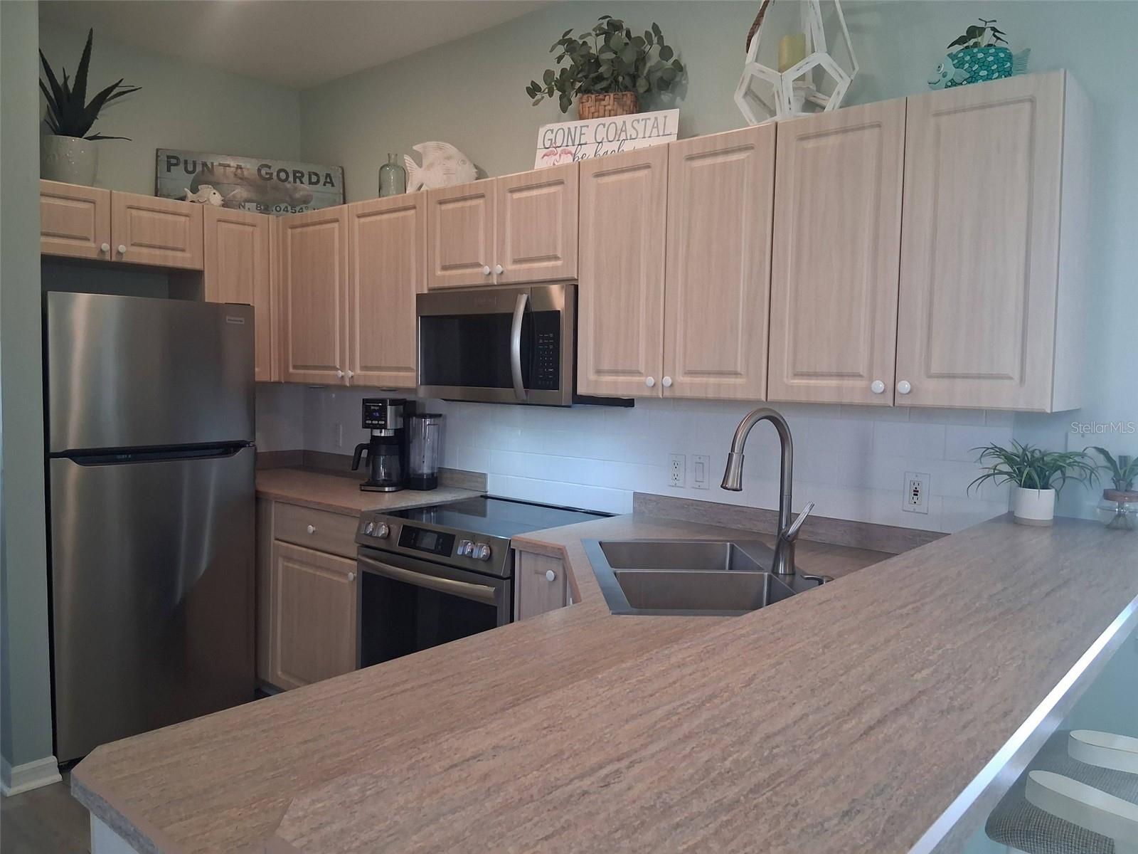 NAILS - Residential Lease