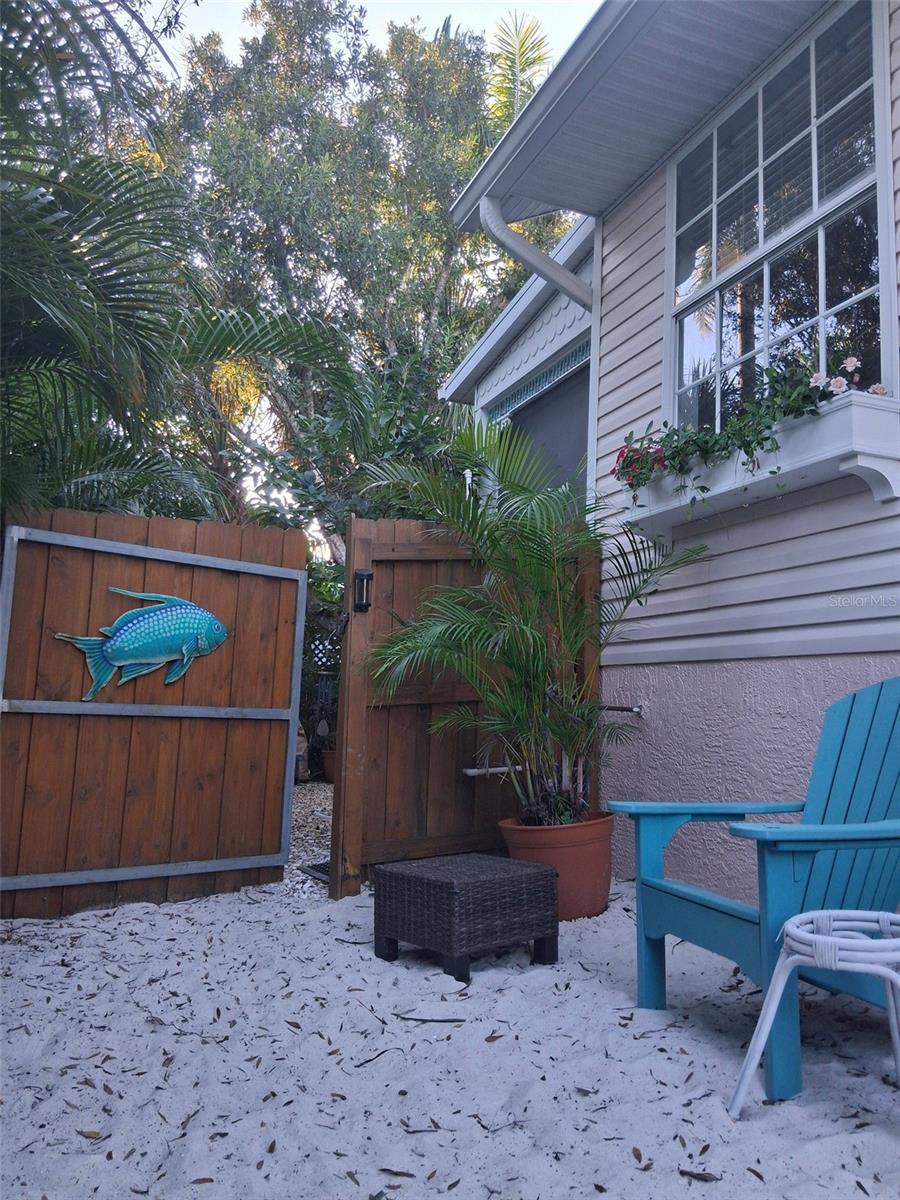 NAILS - Residential Lease