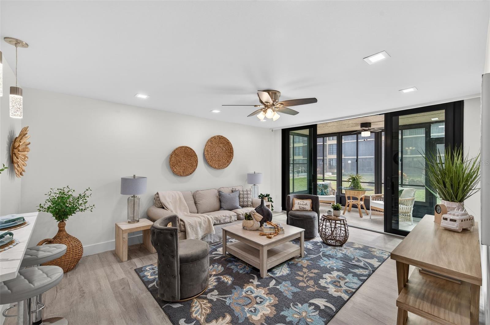 BAY MARINER THE CONDO - Residential