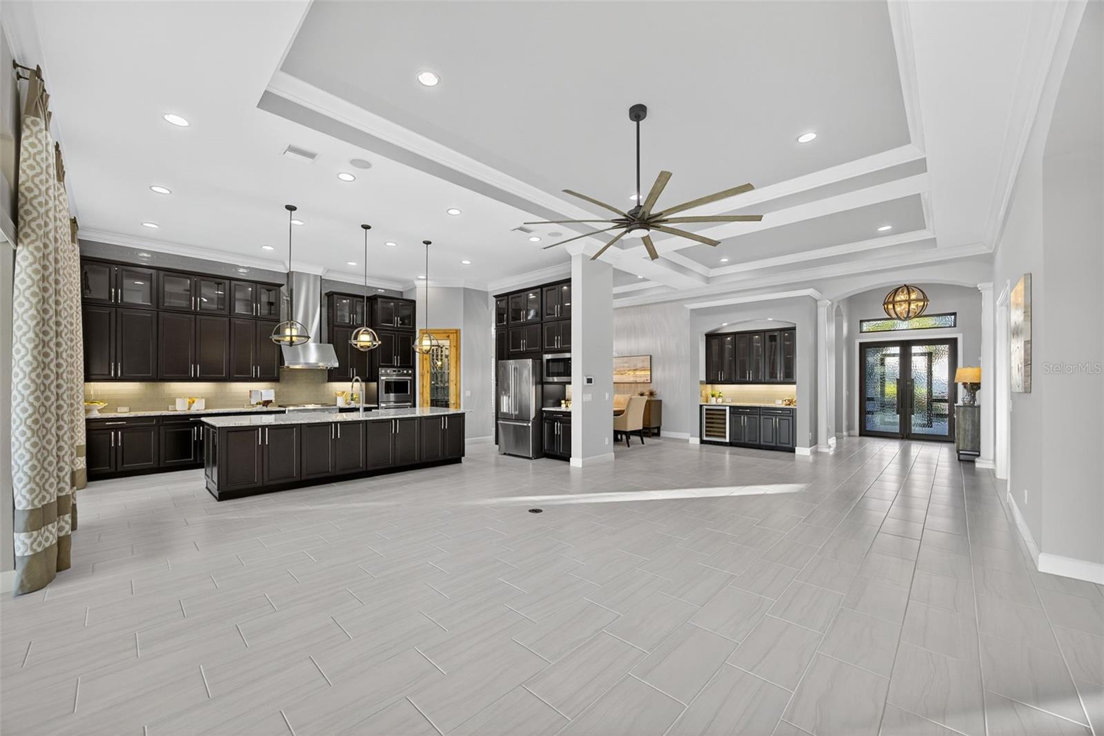 ESPLANADE PH VIII SUBPHASE A & B - Residential