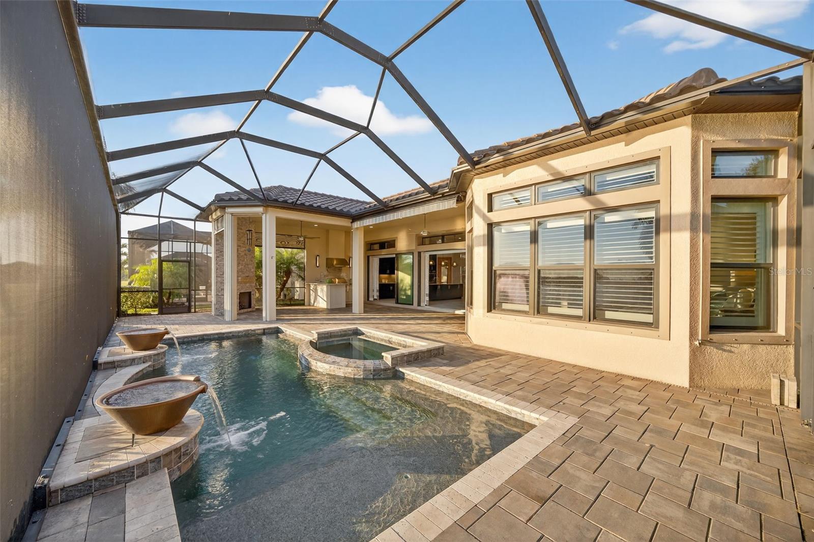 ESPLANADE PH VIII SUBPHASE A & B - Residential