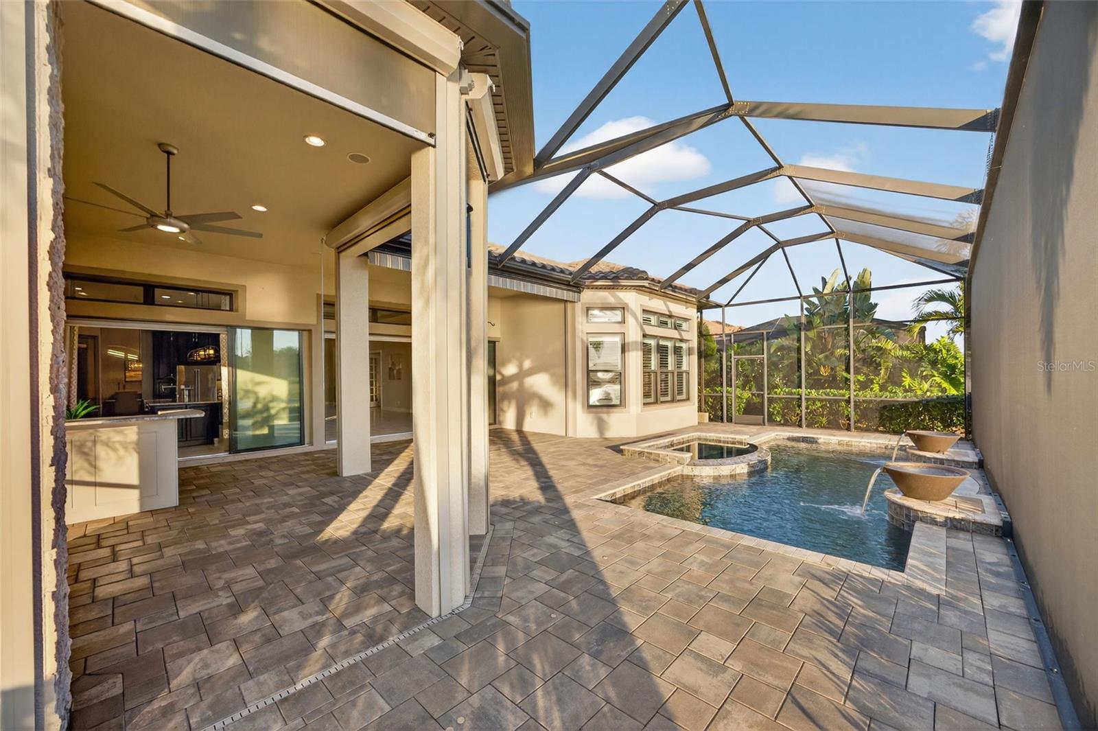 ESPLANADE PH VIII SUBPHASE A & B - Residential