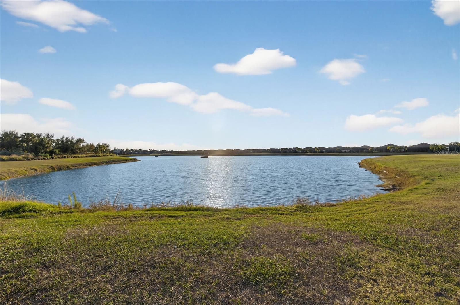 ESPLANADE PH VIII SUBPHASE A & B - Residential