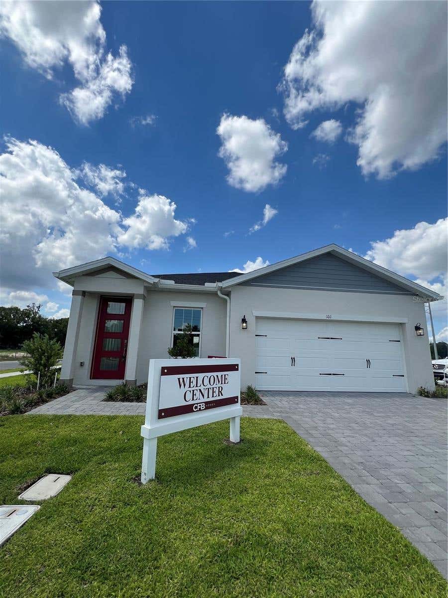 Photo of 101 Elena Lavin Circle, Orlando, FL 32807 (MLS # O6430683)