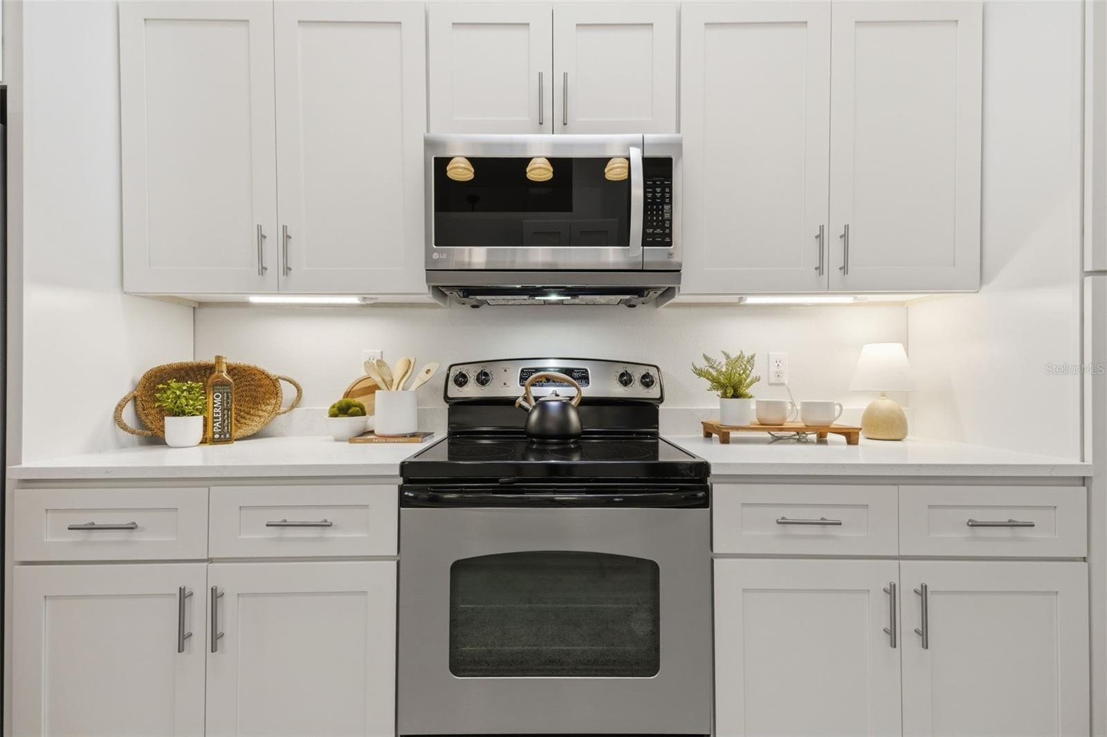 EAST LAKE WOODLANDS - Residential