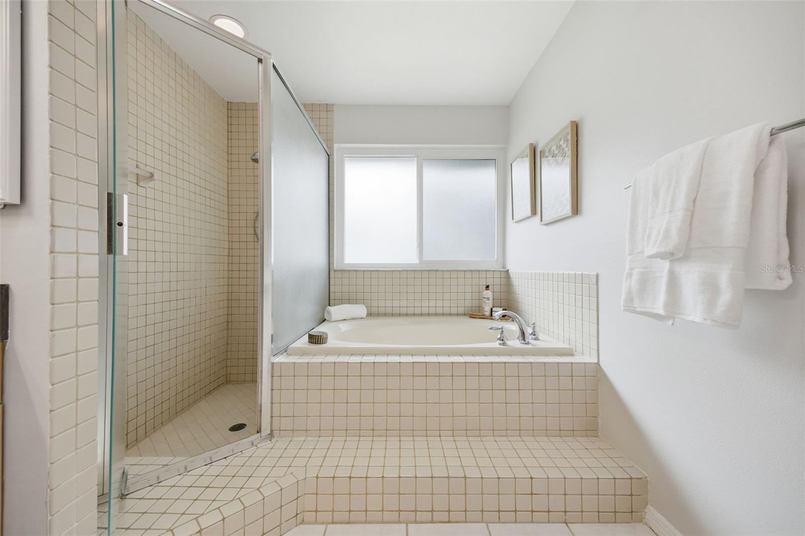 EAST LAKE WOODLANDS - Residential