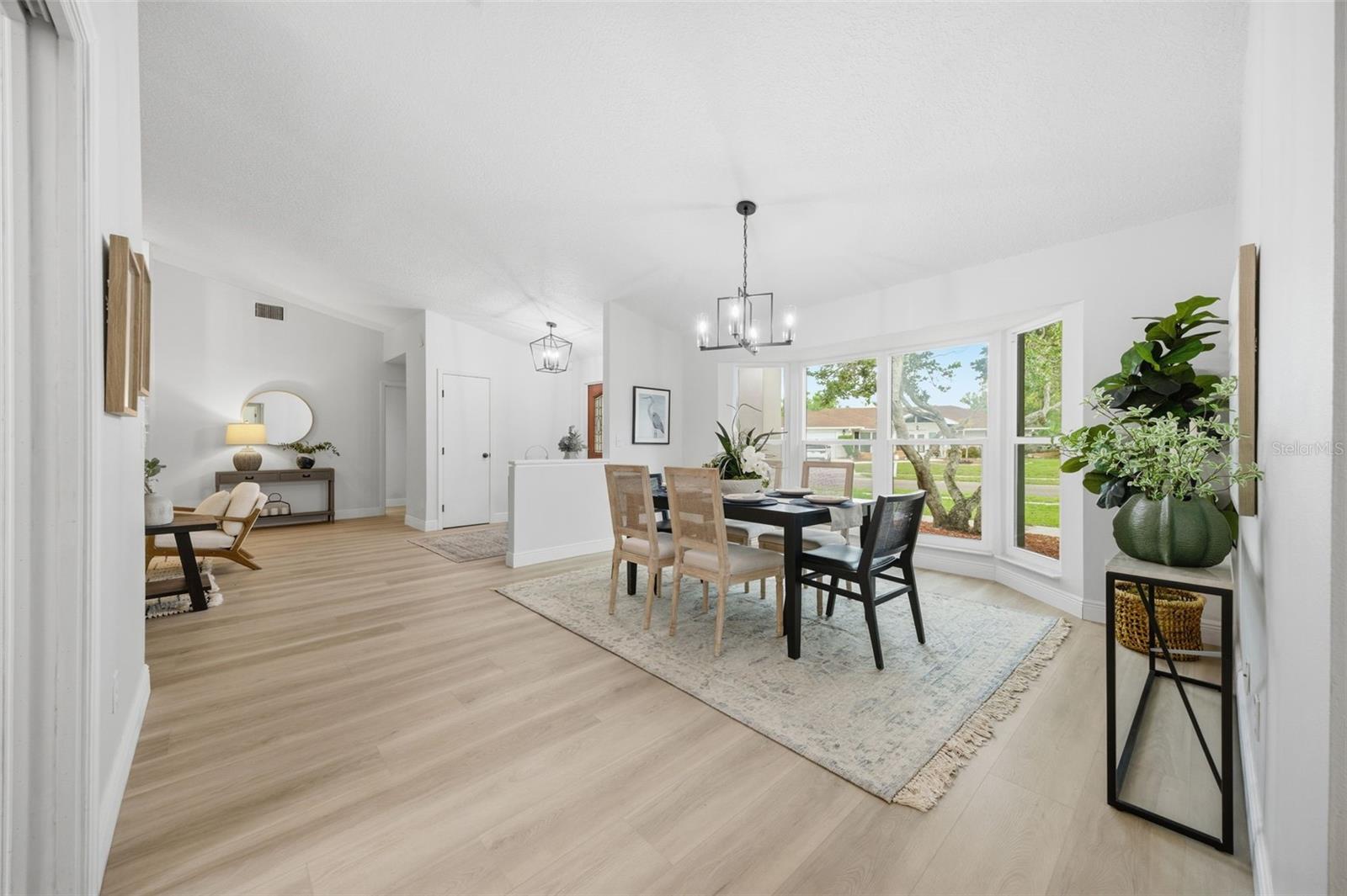 EAST LAKE WOODLANDS - Residential