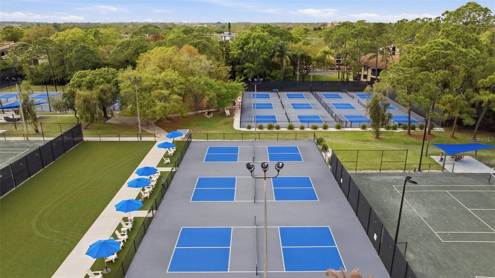 EAST LAKE WOODLANDS - Residential