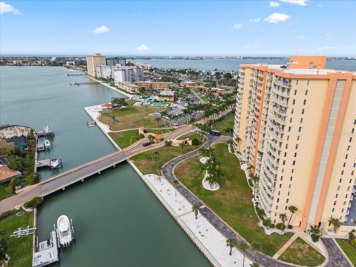 BAYWAY ISLES POINT BRITTANY SIX - Residential