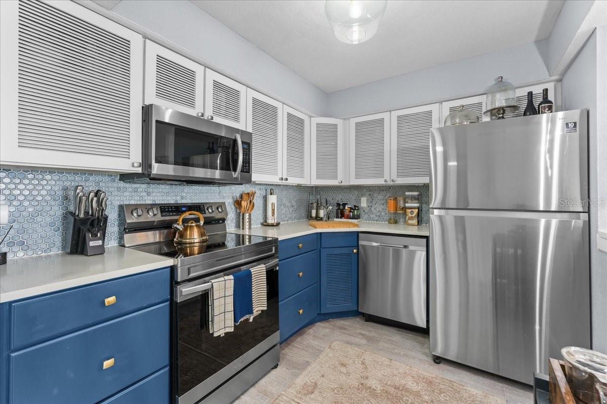 BAYWAY ISLES POINT BRITTANY SIX - Residential