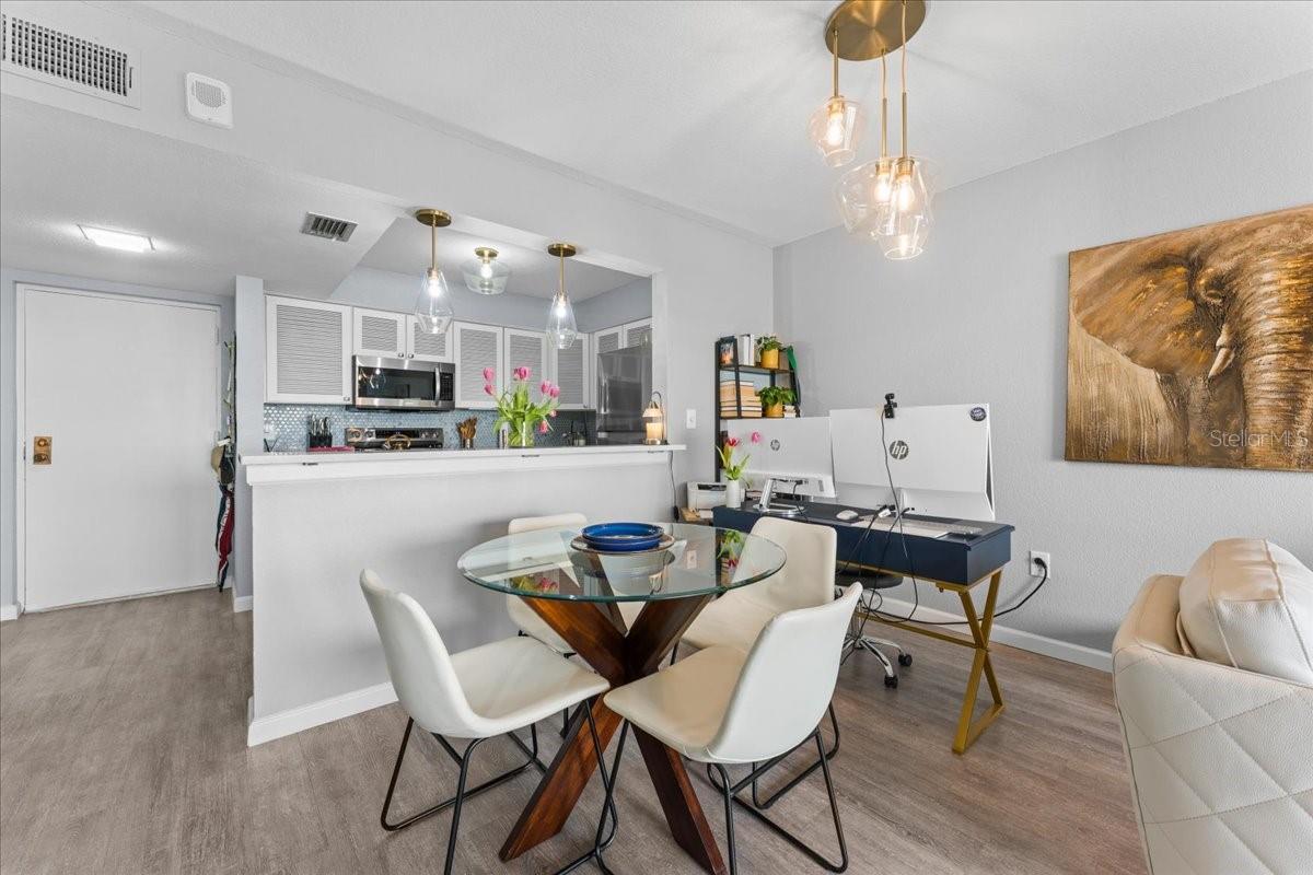 BAYWAY ISLES POINT BRITTANY SIX - Residential