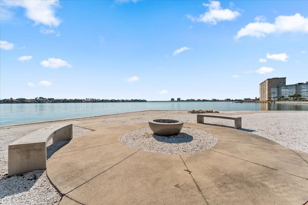 BAYWAY ISLES POINT BRITTANY SIX - Residential