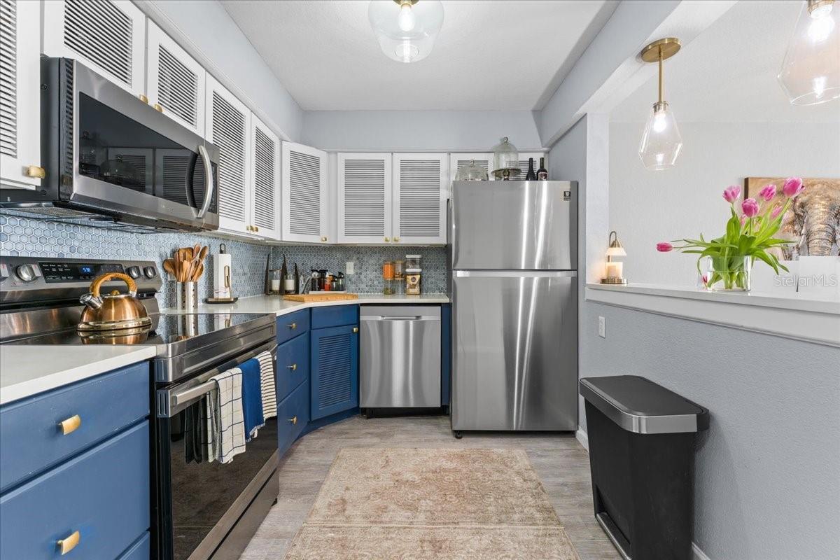 BAYWAY ISLES POINT BRITTANY SIX - Residential