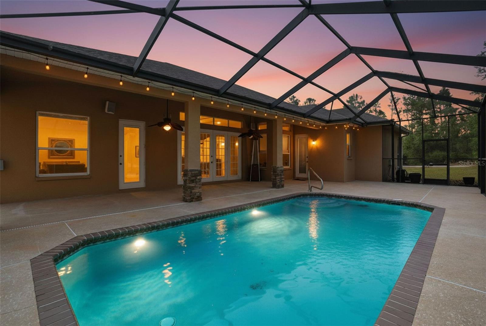 ROYAL HIGHLANDS - Residential