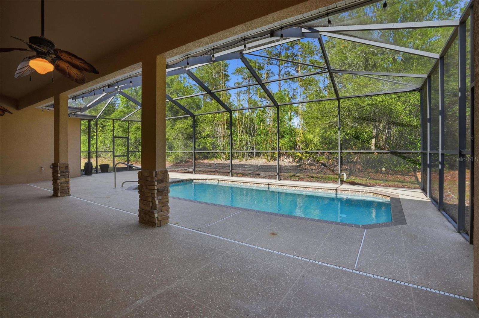 ROYAL HIGHLANDS - Residential