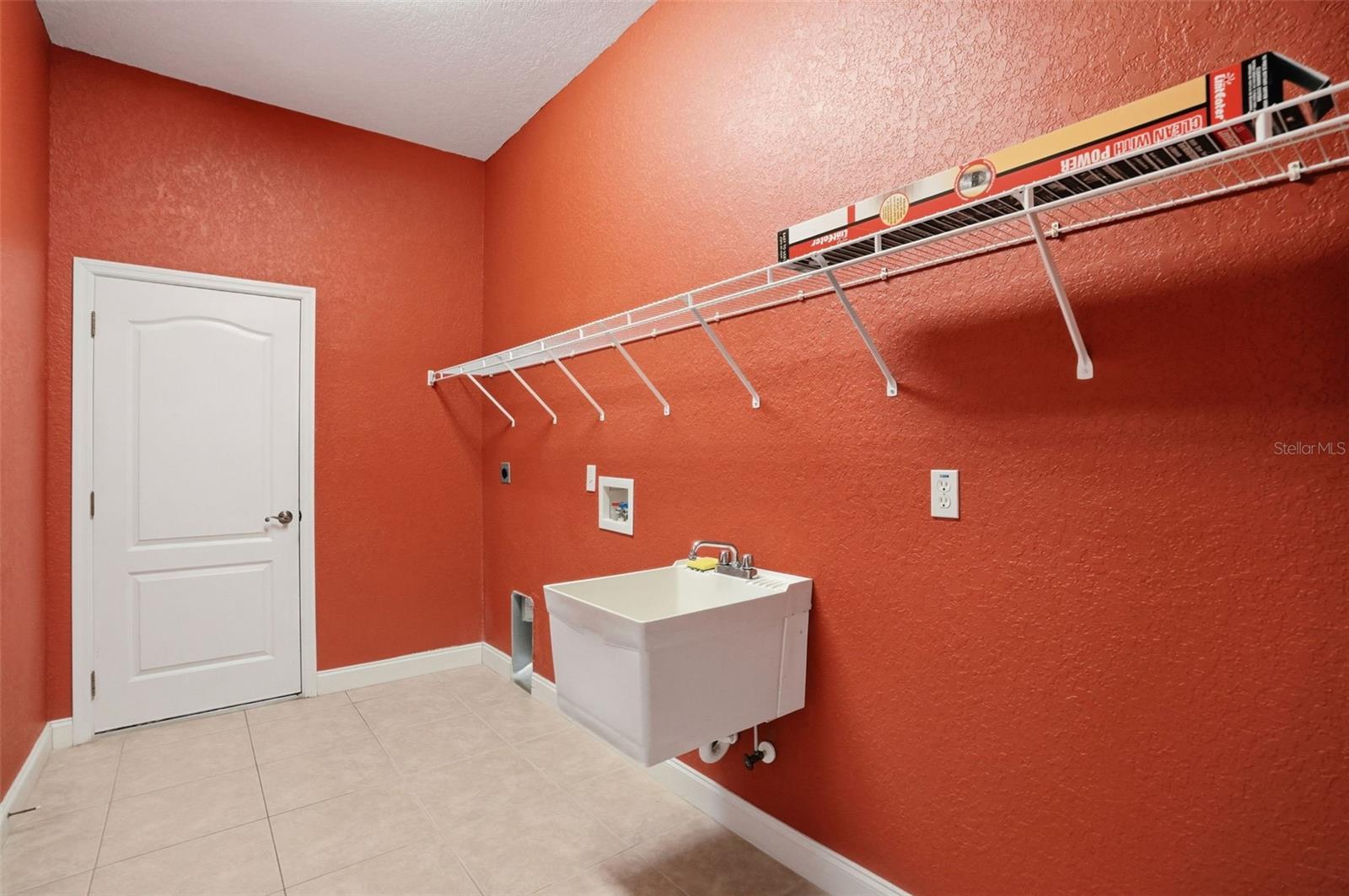 ROYAL HIGHLANDS - Residential