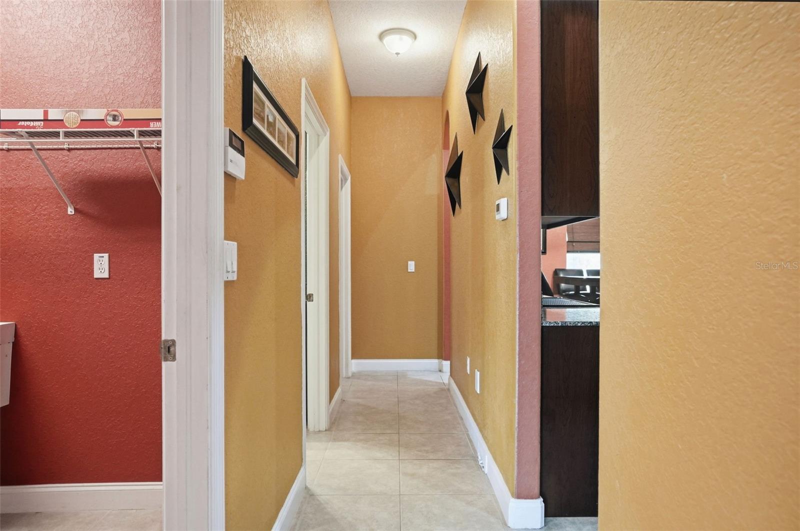 ROYAL HIGHLANDS - Residential