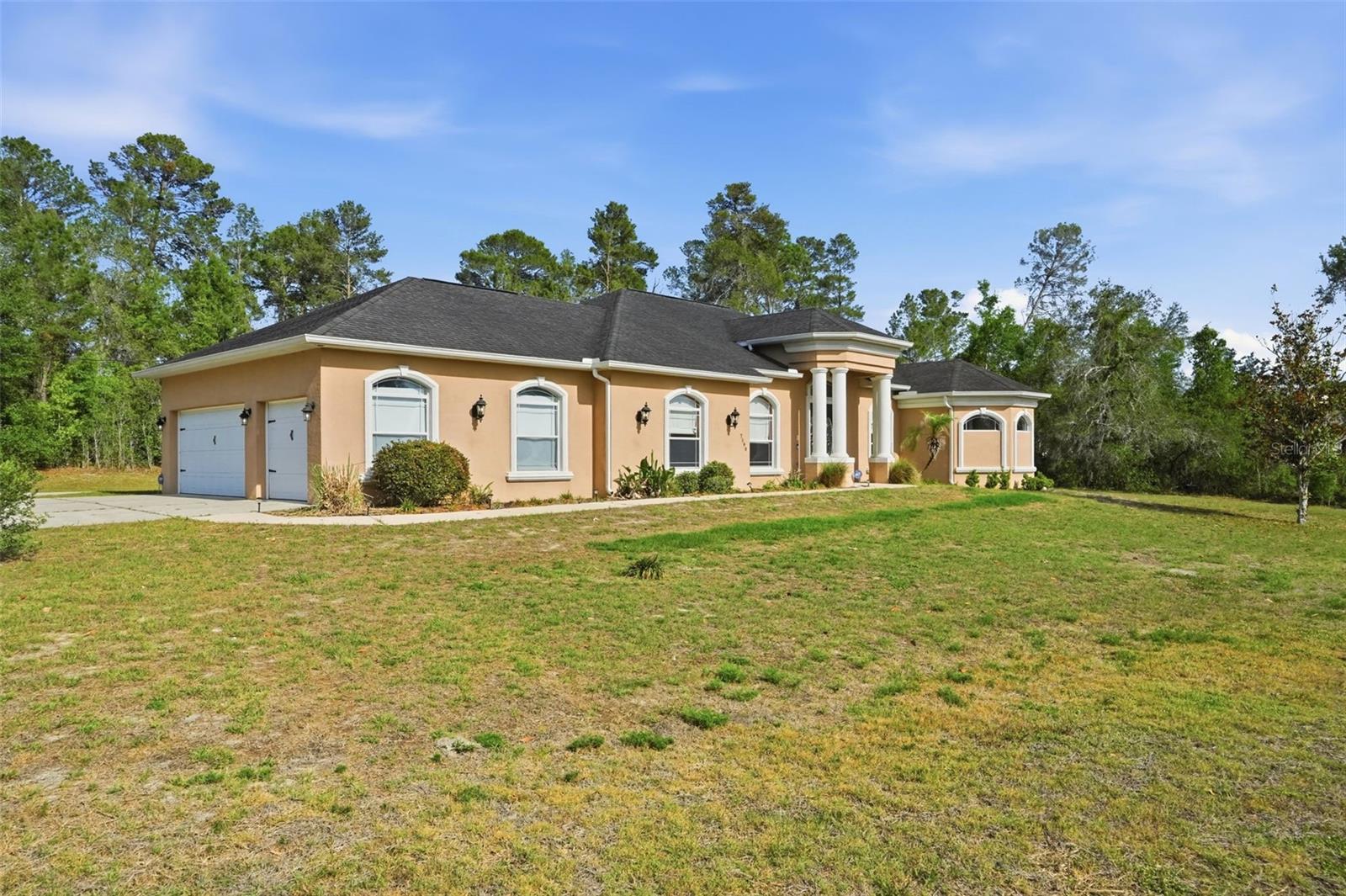 ROYAL HIGHLANDS - Residential