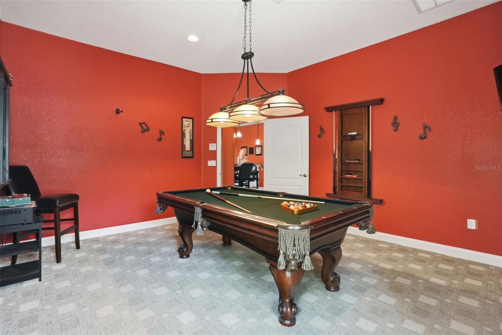 ROYAL HIGHLANDS - Residential