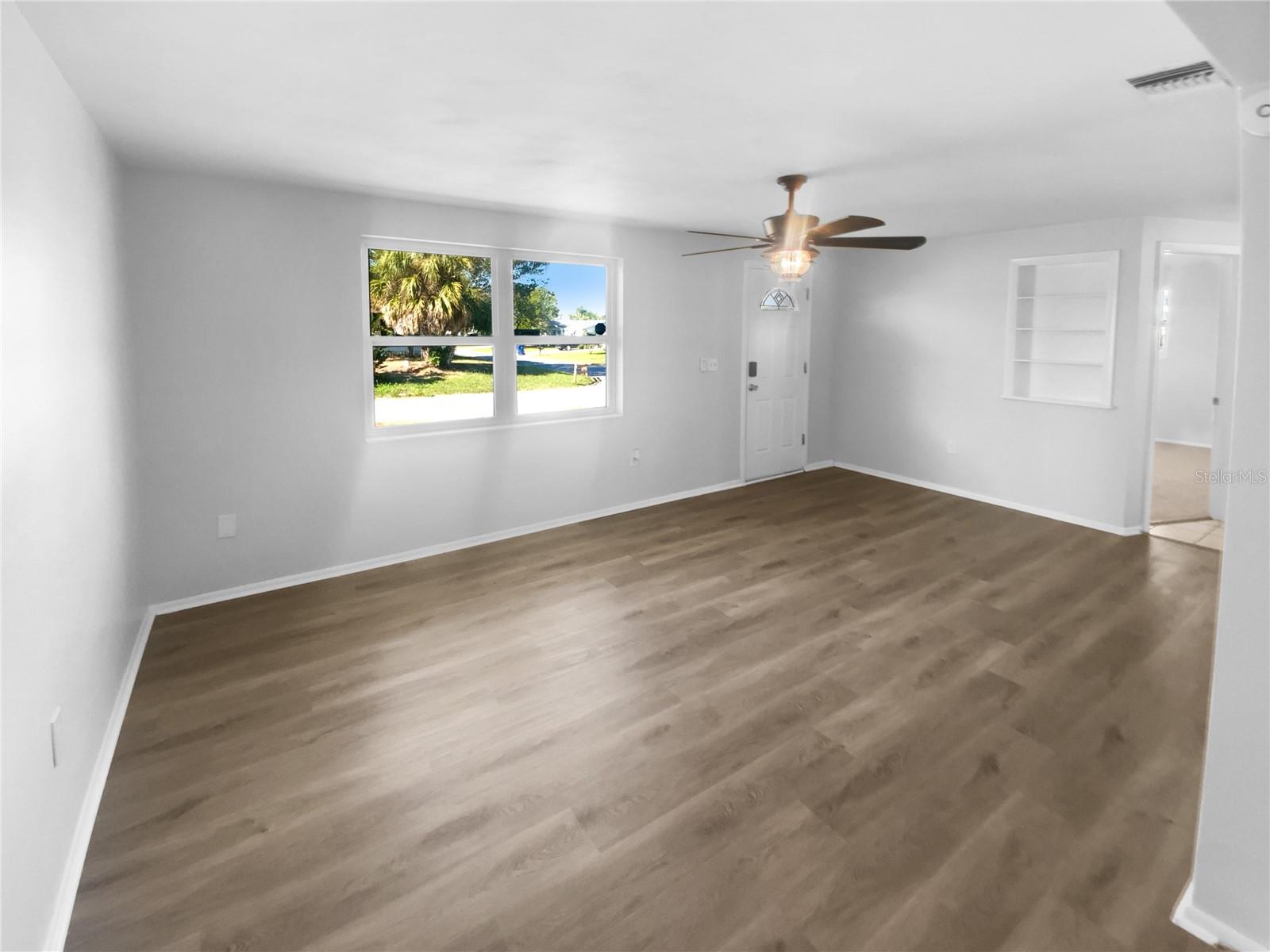 BEACON SQUARE - Residential