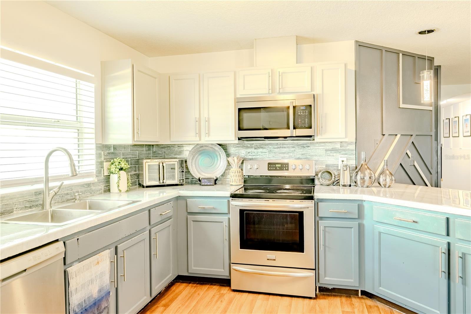 BAYOU PASS VILLAGE PH FOUR - Residential