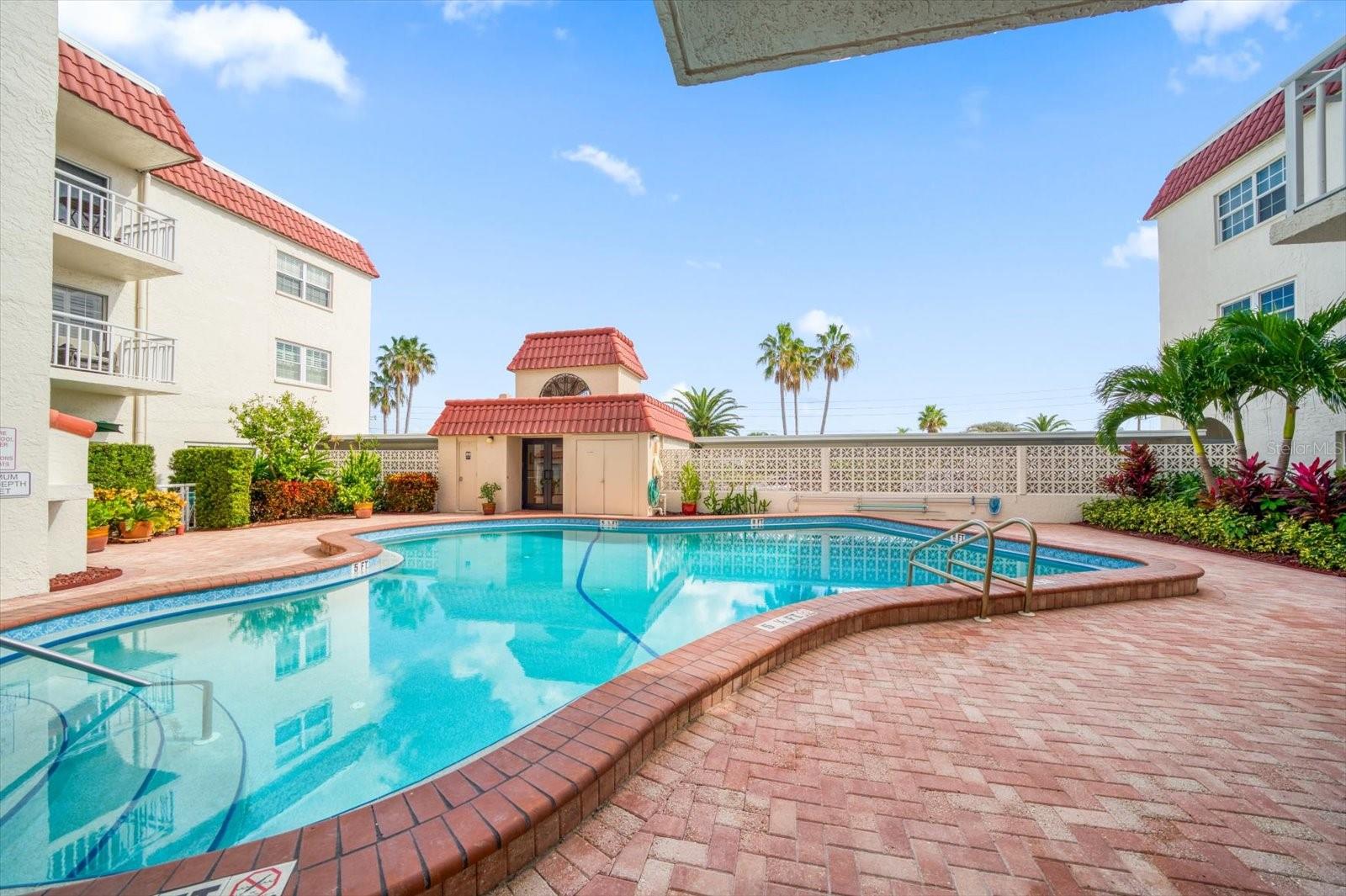 SERENO DEL SOL CONDO - Residential