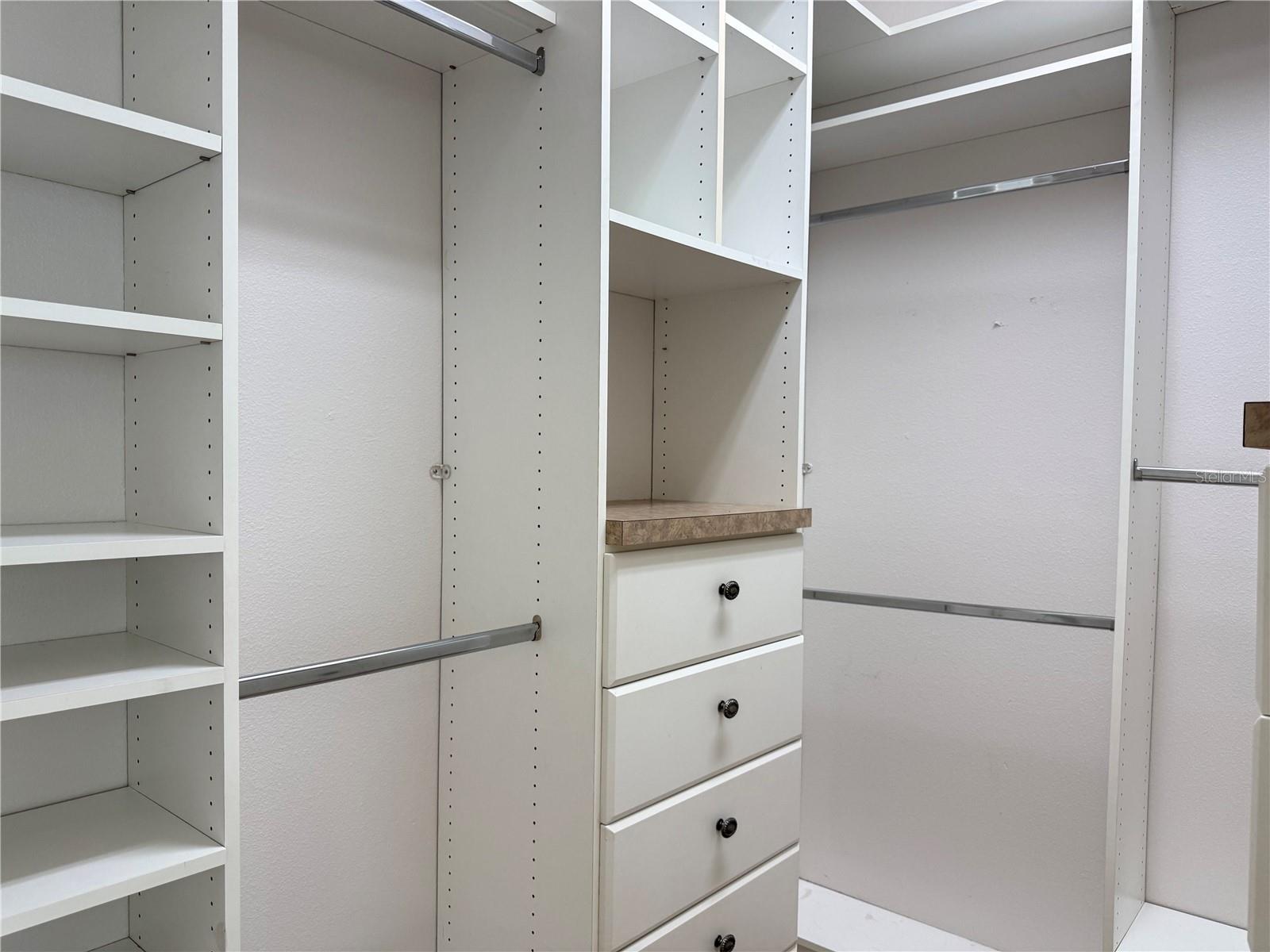 FORESTBROOKE PH 01 Q - Residential