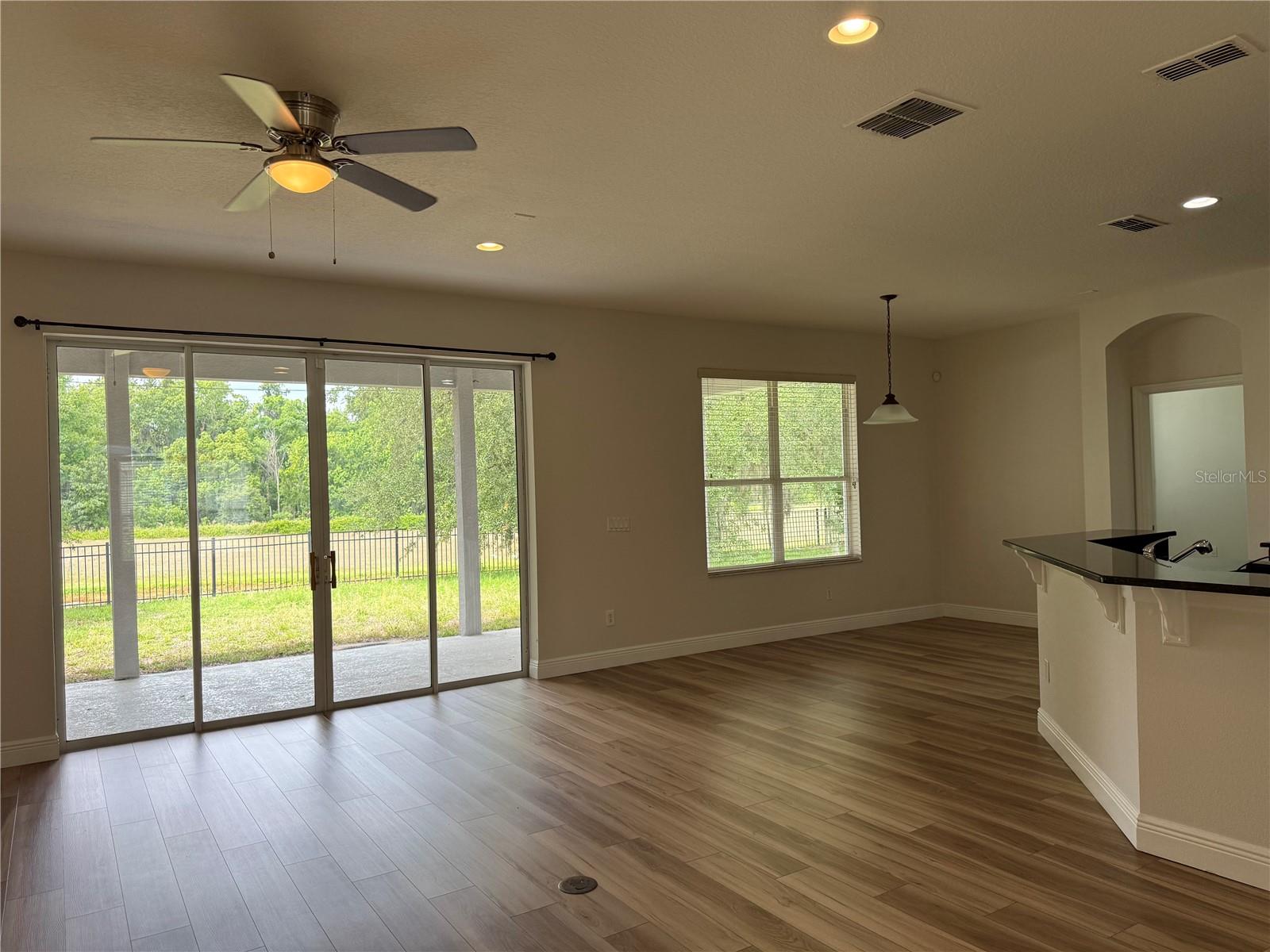 FORESTBROOKE PH 01 Q - Residential