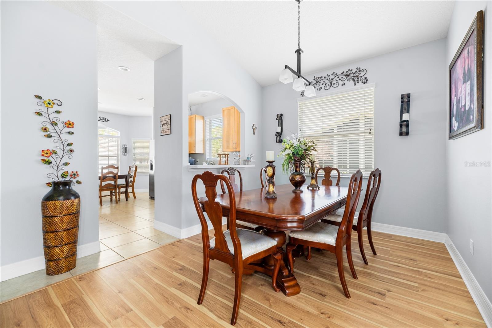 RIVERGATE PH 02 - Residential