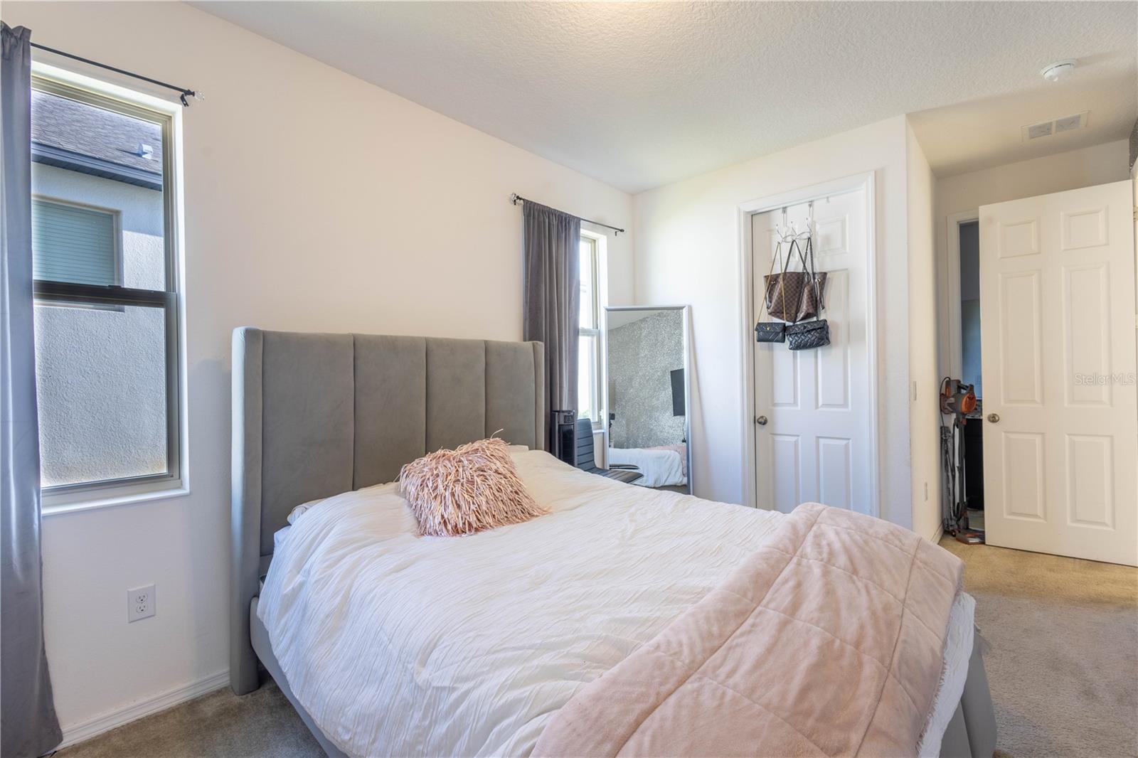 VISTAS/WATERS EDGE PH 1 - Residential