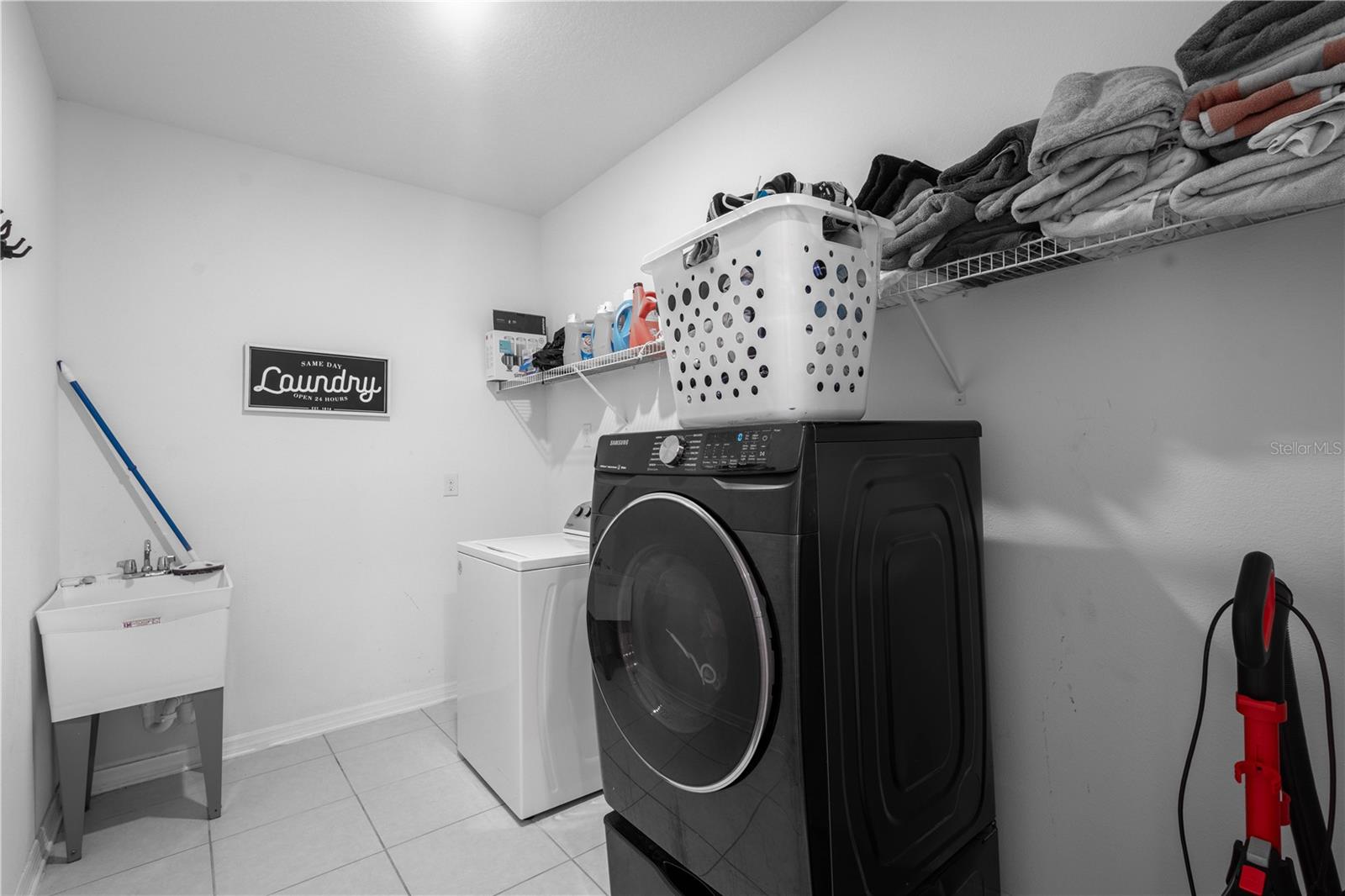 VISTAS/WATERS EDGE PH 1 - Residential