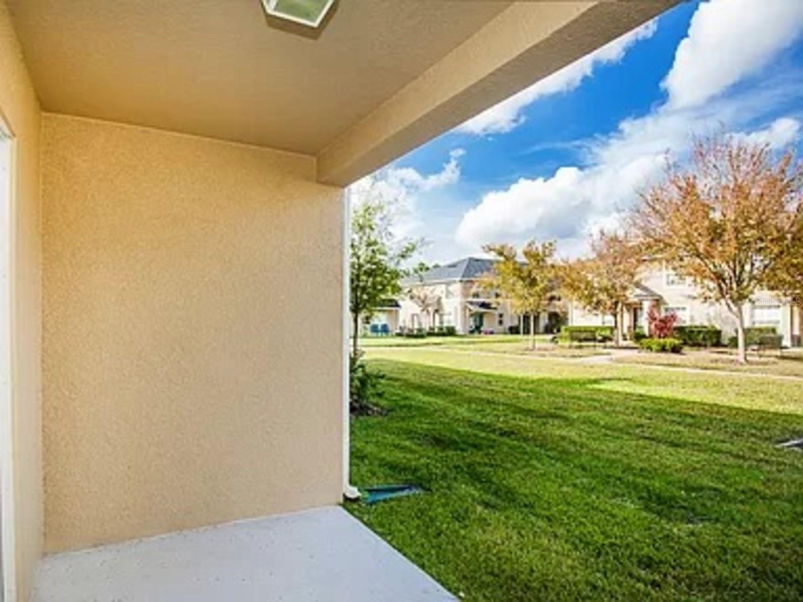 AMBERLEE TWNHMS - Residential