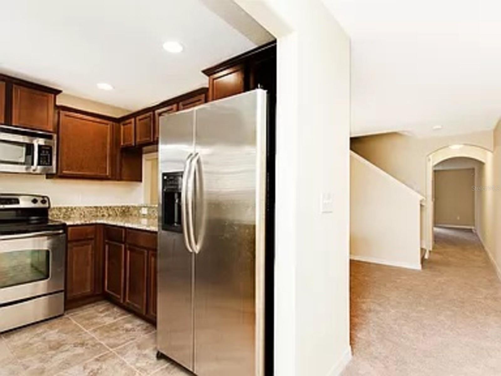 AMBERLEE TWNHMS - Residential