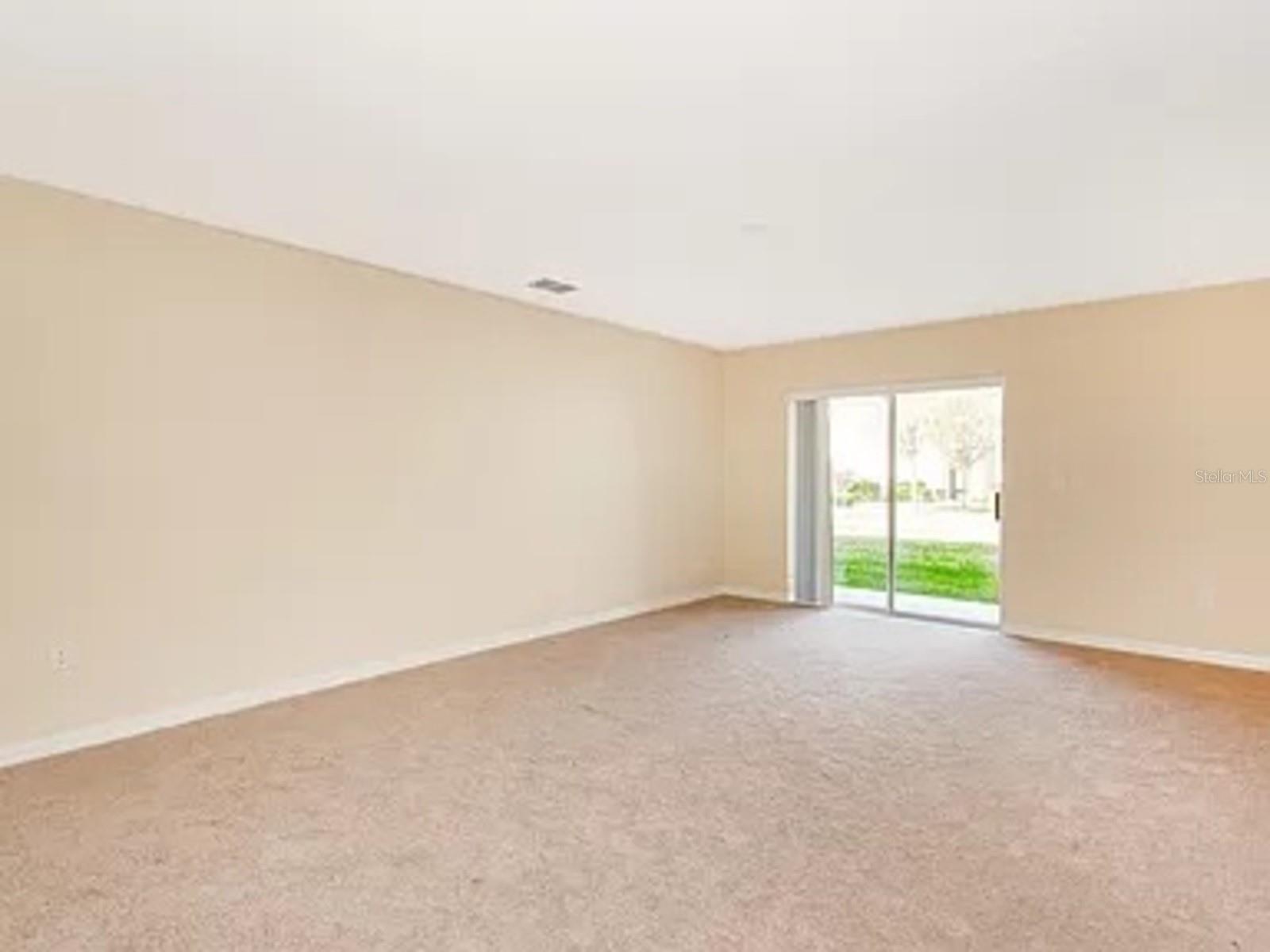 AMBERLEE TWNHMS - Residential