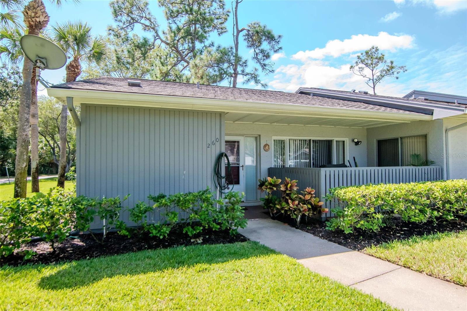 EAST LAKE WOODLANDS CLUSTER HOMES - Residential