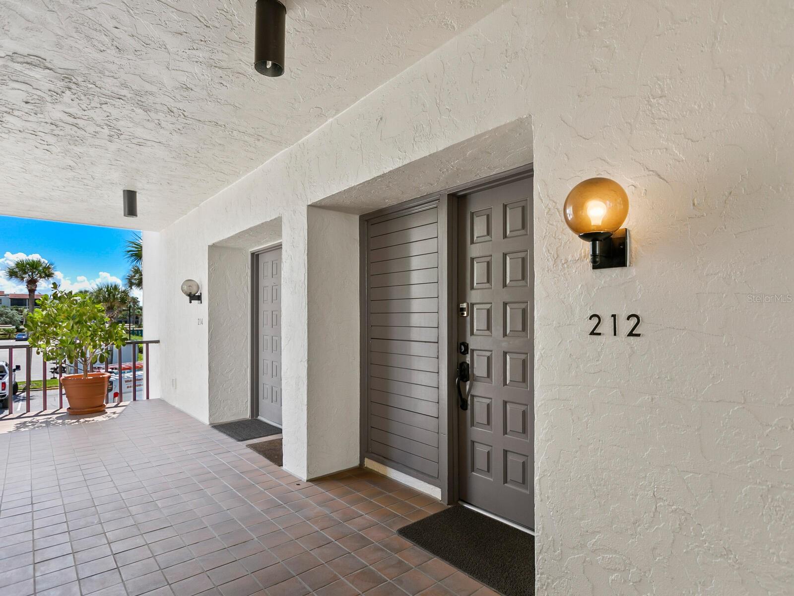 SEAPLACE I - Residential