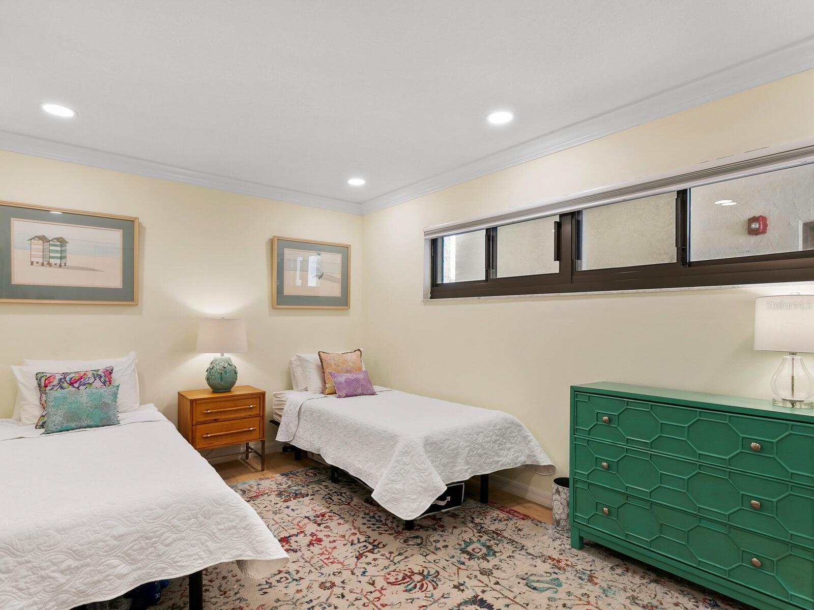 SEAPLACE I - Residential