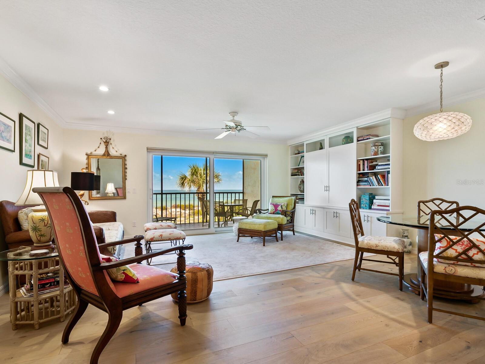 SEAPLACE I - Residential