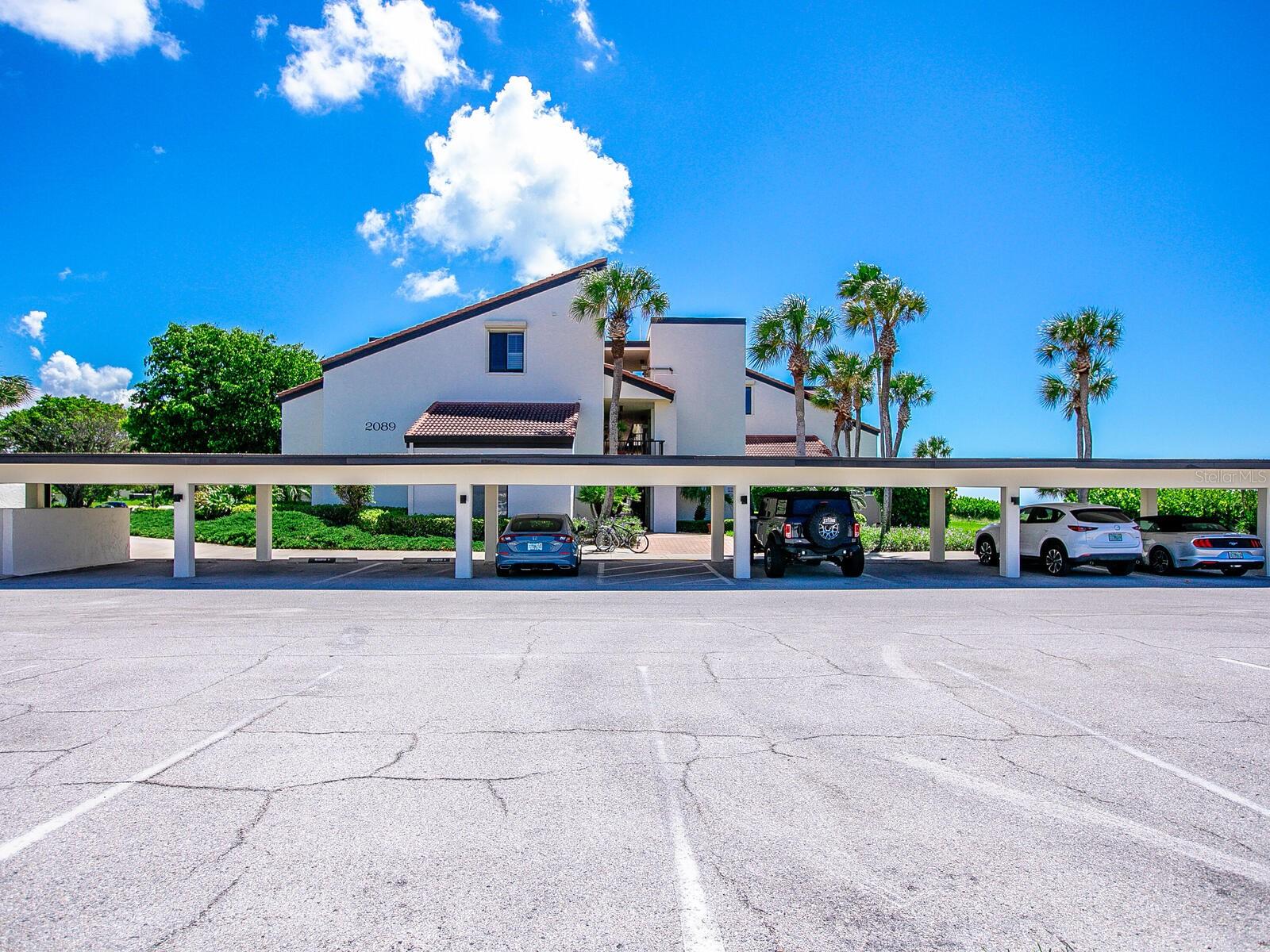 SEAPLACE I - Residential