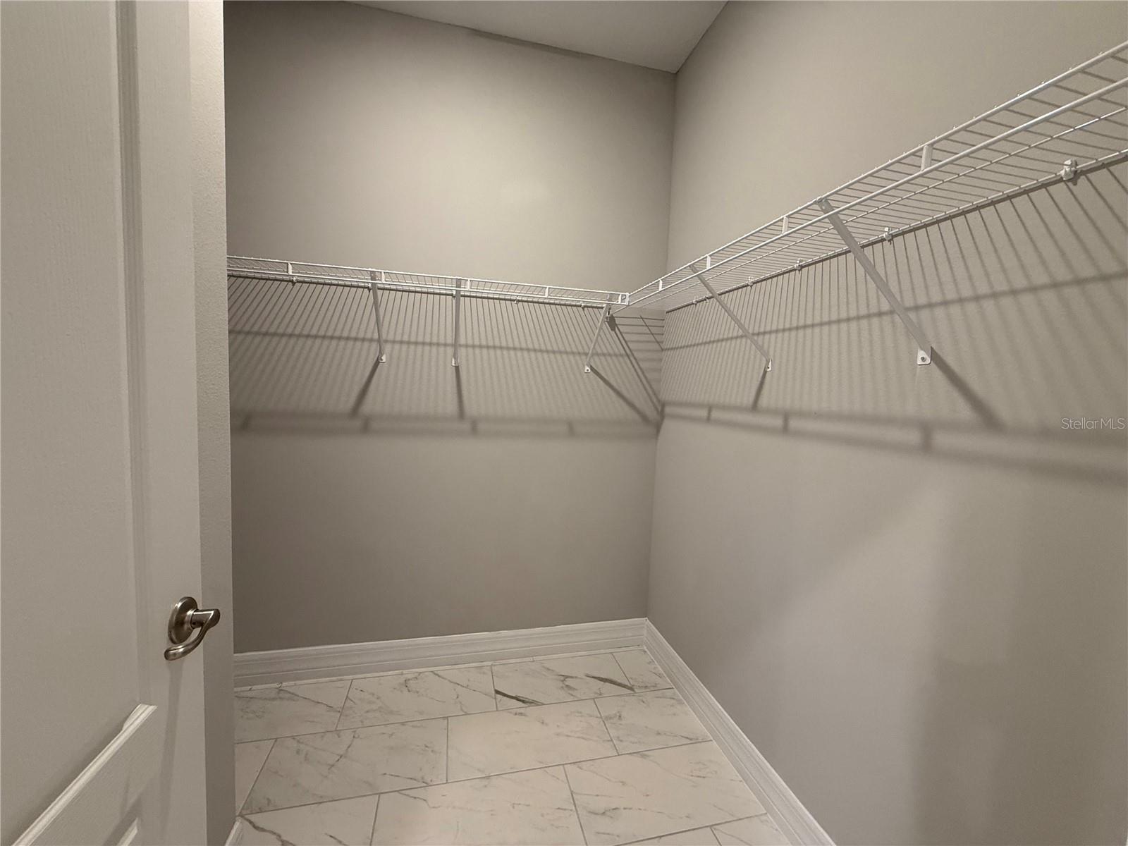 MARION OAKS UN 10 - Residential Lease