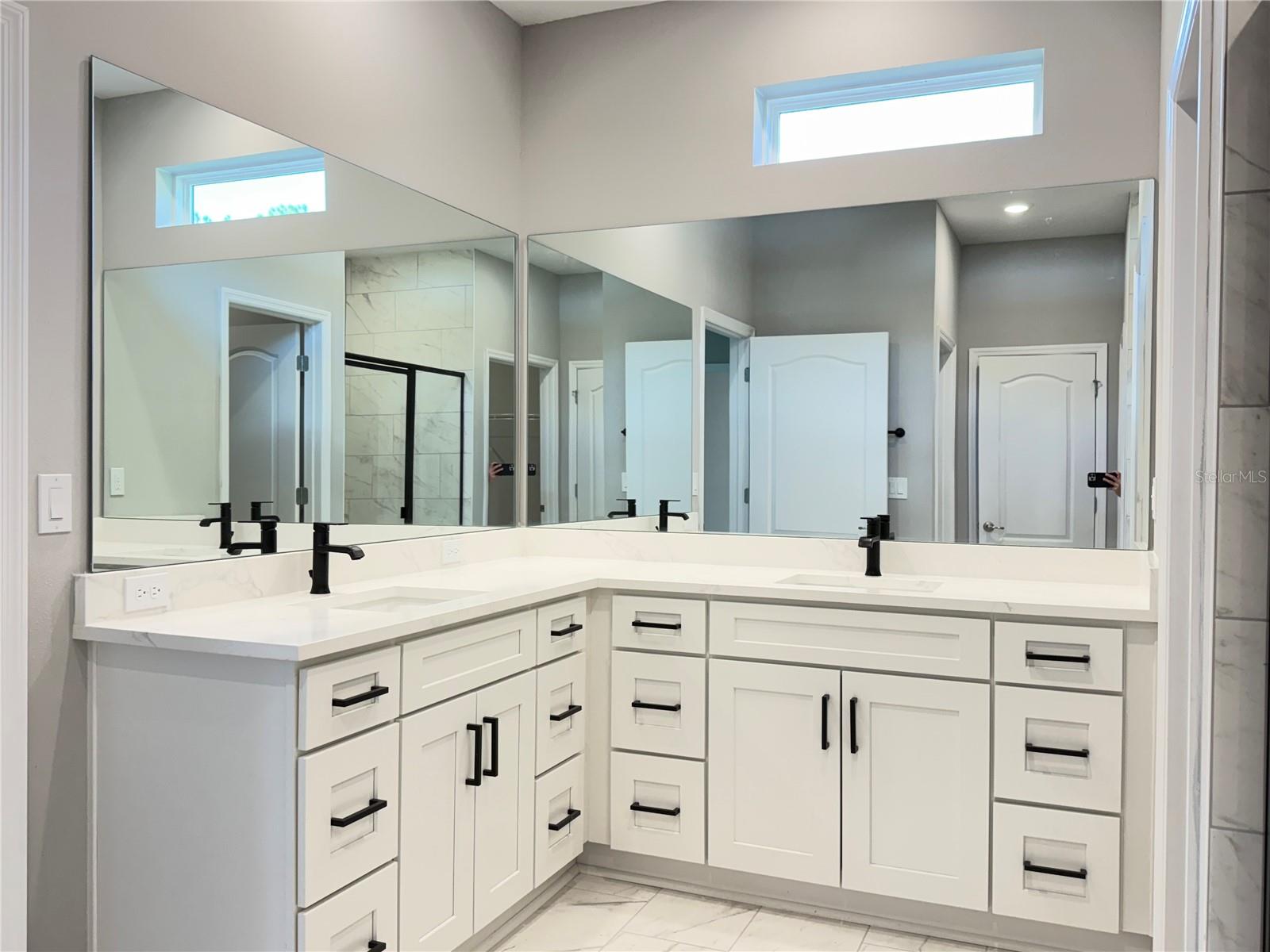 MARION OAKS UN 10 - Residential Lease