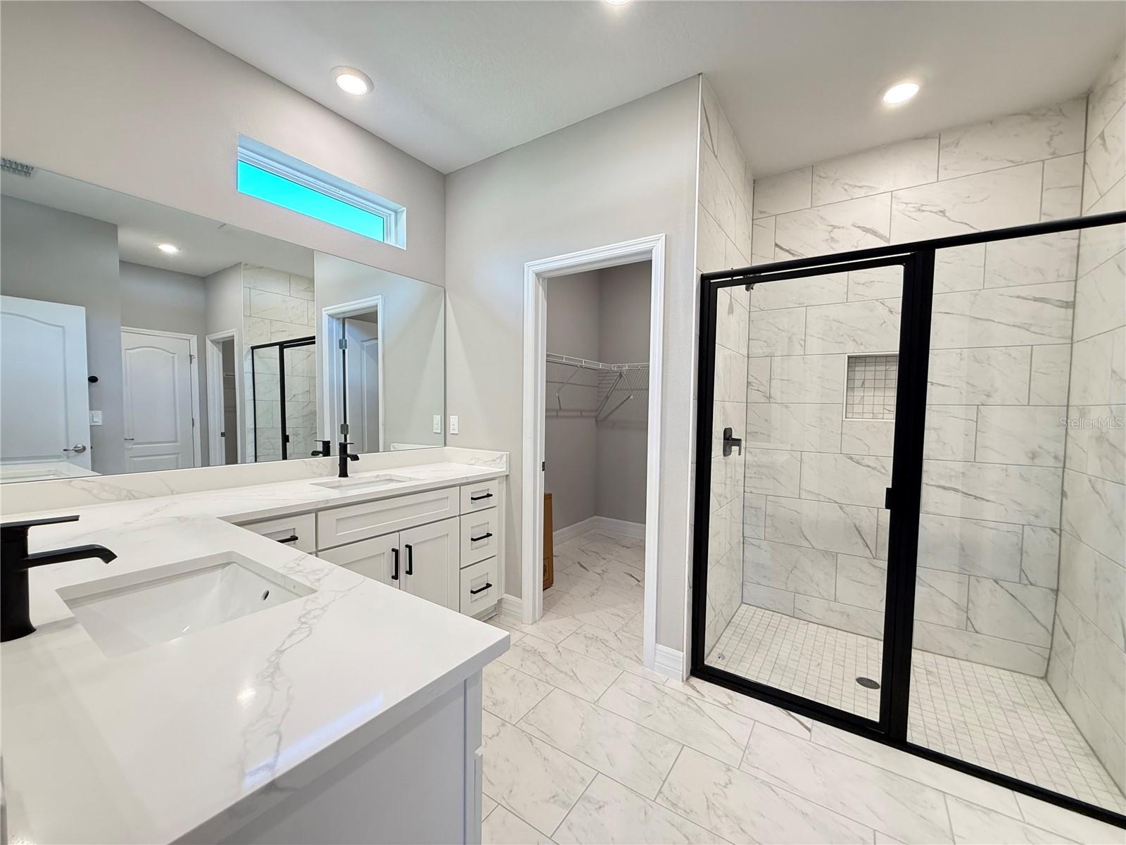 MARION OAKS UN 10 - Residential Lease