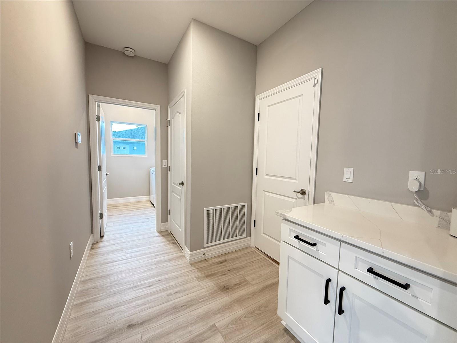MARION OAKS UN 10 - Residential Lease