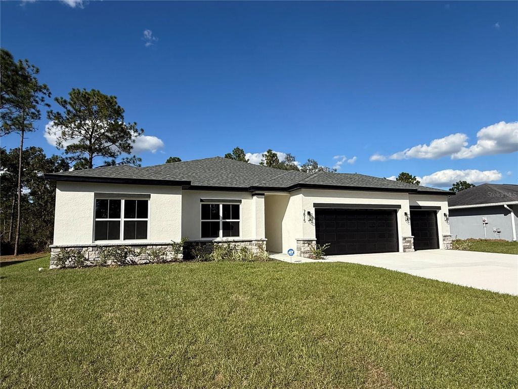 Photo of 7815 SW 128th Street Road, Ocala, FL 34473 (MLS # OM711293)