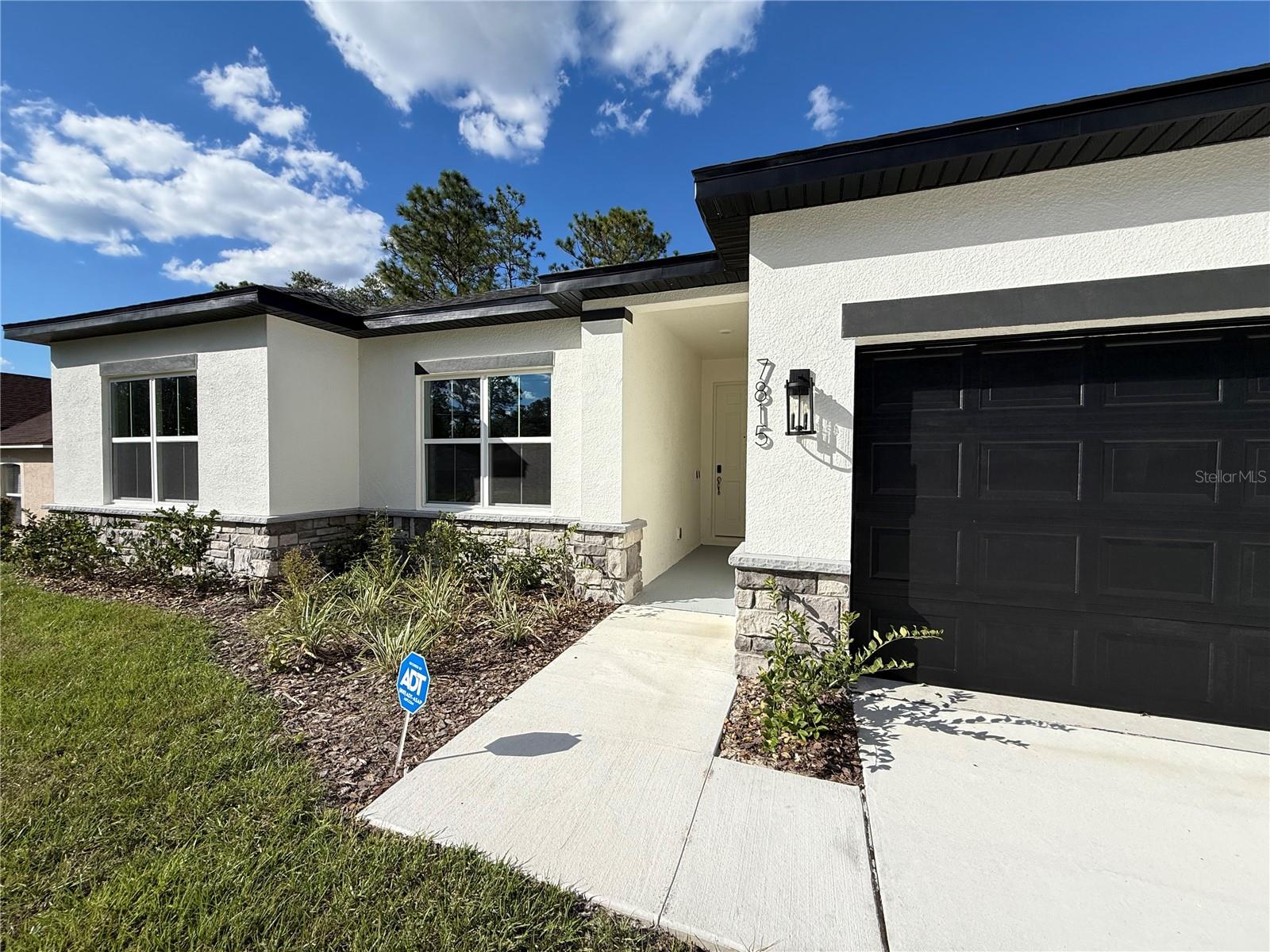 MARION OAKS UN 10 - Residential Lease